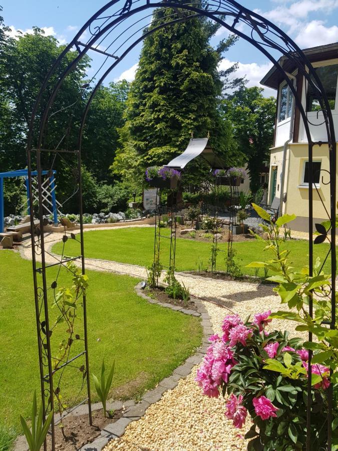 בראונלאגה Hotel Sonnenberg Schloesschen מראה חיצוני תמונה